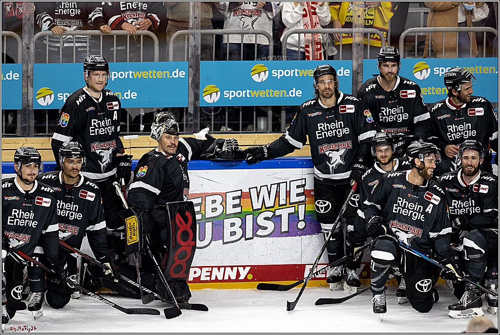 PENNY DEL;  Koelner Haie - Augsburger Panther; Koeln, 19.09.2021